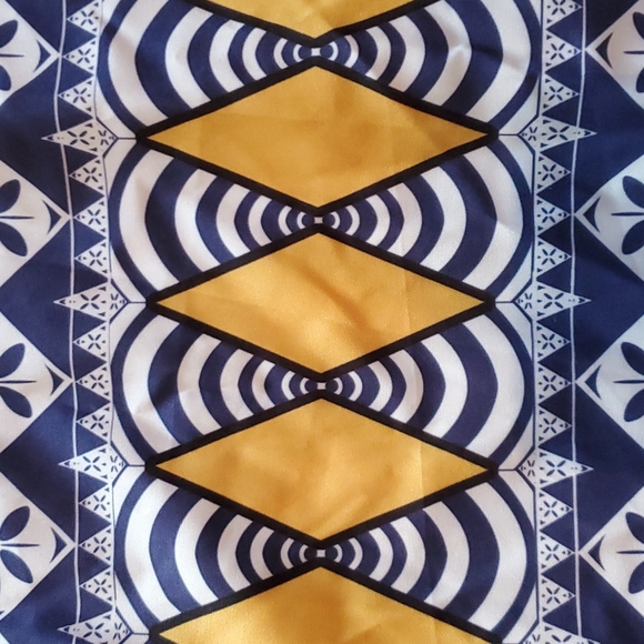 Women's Pants - Picture 4 of 12